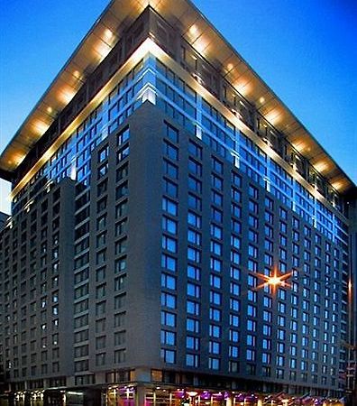 Embassy Suites By Hilton - Montreal Bagian luar foto